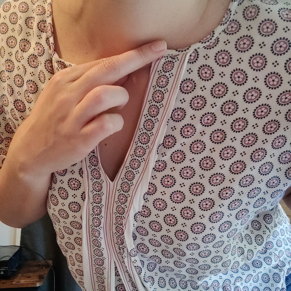 V neck blouse, pink medallion pattern, size small